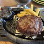 ブロンコビリー - 料理写真:ビリーハンバーグ 200g