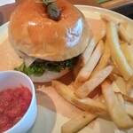 The Pier First Class Lounge - 