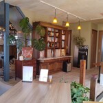 スカイン茶寮 - 店内 入口付近