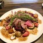 ピッツエリアバール　CACTUS　D'ORO - ・岩手県短角牛モモロースト（¥4,200）