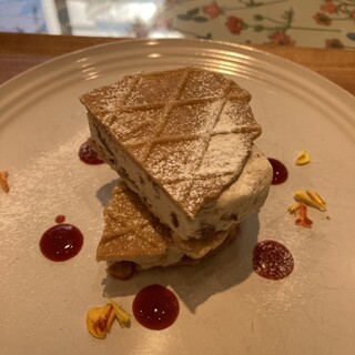 フラワーズ ベイク&アイスクリーム_0