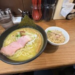貝ガラ屋 - 