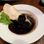 日南 - 牛なんこつバンバーグ（1人分ずつに分けてくれています。本来は2つです。）