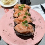 根室花まる - サーモン中落ち、サーモンの脂がたまらない❤️