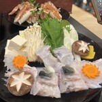 泳ぎとらふぐ活蟹料理 あじ平 曽根崎 - 