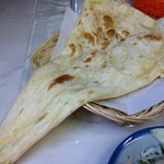 アッバシ - ナン　別角度