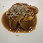 Ji-Cube - トリュフ、フカヒレ、鮑。セレブが喜びそうな豪華食材の饗宴。