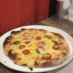 村のピザ屋 カンパーニャ - マルゲリータ