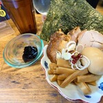 中華そば専門 とんちぼ - 特製TP＋突き出し昆布