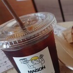 MAISON DE L'AMITIÉ - アイスコーヒー