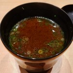 寿し ひらまつ - .....赤出汁　少し白味噌　あらと玉ねぎ.....