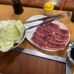 鈴盛 - 料理写真:カルビ800円