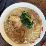 てっぱつ屋 佐野店 - 長男チョイスの豚骨ラーメン