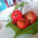 SAKURAGUMI - インサラーダディマーレ　手前がアセロラ