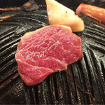 ジンギスカン らむすけ - 日替わりの”うまい肉”（800円）、この日は内ももの肉だそうで。。。