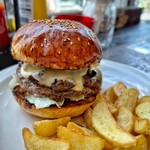 THE GREAT BURGER - ブラウンバンズがしっかりしていて甘味がある。