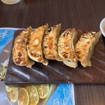 AKIHA麺屋 粋翔 - 餃子。