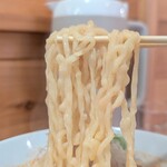 喜多方 満喜 - ツルツル感マックスの中太麺