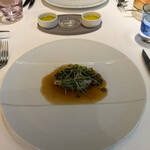 メイ - 6皿目
      小田原産太刀魚のグルノーブル風、万願寺唐辛子のピューレ、ジュダヴォライユ。
