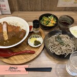 蕎麦DAYS - カレーうまっ‼︎カレーが4.0