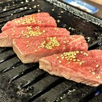 黒毛和牛焼肉 柳生 - 厚切りロース