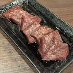 黒毛和牛焼肉 柳生 - 特上レバー