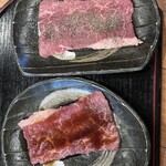 肉処 純純 - 秒で焼けるロースもタレと塩胡椒と