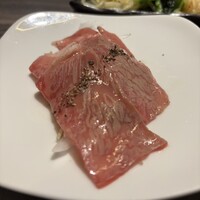 近江うし焼肉 にくTATSU 日本橋室町店 - 