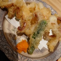 対馬のどぐろとイカ活き造り 博多 魚蔵 都ホテル店 - 