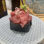 グルメ廻転寿司 まぐろ問屋 やざえもん - 