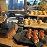 MORETHAN TAPAS LOUNGE - 