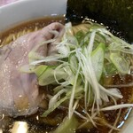 ハイデン.コッコFACTORY ら-めん凛々 - 凛々しい煮干し中華そば（900円込）