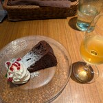 タンdeボラーチョ - 貴腐ワインとガトーショコラ