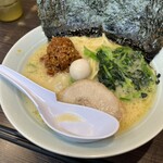 横浜家系ラーメン 魂心家 - 料理写真: