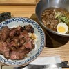 炭火たれ焼肉丼 萬牛カルビ