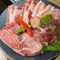 神楽坂焼肉 Kintan - 