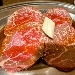 八福 - 和牛上ロース 1,705円