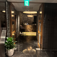 THE DINING シノワ唐紅花＆鉄板フレンチ蒔絵 - 