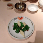 中国飯店 六本木店 - インゲンとマコモ茸の炒め物