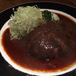 煮込みハンバーグ