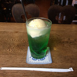 エリカ - クリームソーダ(600円)