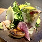 314451034 - ・本日の前菜　1/2