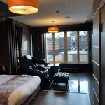 ベルエキップ - 一部屋目の屋外ジャグジー。各部屋にマッサージチェア付