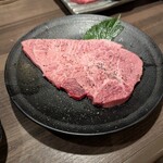炭火焼肉 寿門 - 特選ミスジ