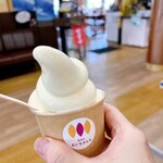 あきた おいもさんち - 料理写真:写真撮る間に溶け始めてるよ
