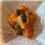 炭火焼肉 肉の匠 ひうち - カクテキ　税込み500円