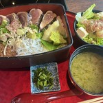 わらやき屋 名古屋 - 5切れものってます。