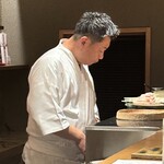 314464742 - 寡黙かつ厳格と思いきやフレンドリーな石井大将