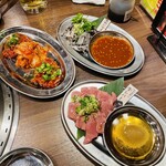 美味しい赤身と最高級ホルモン スーパーホルモン - 