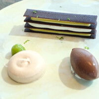 Restaurant Bellustar - ランチコース 8000円 のかぼすとチョコレートのデザート